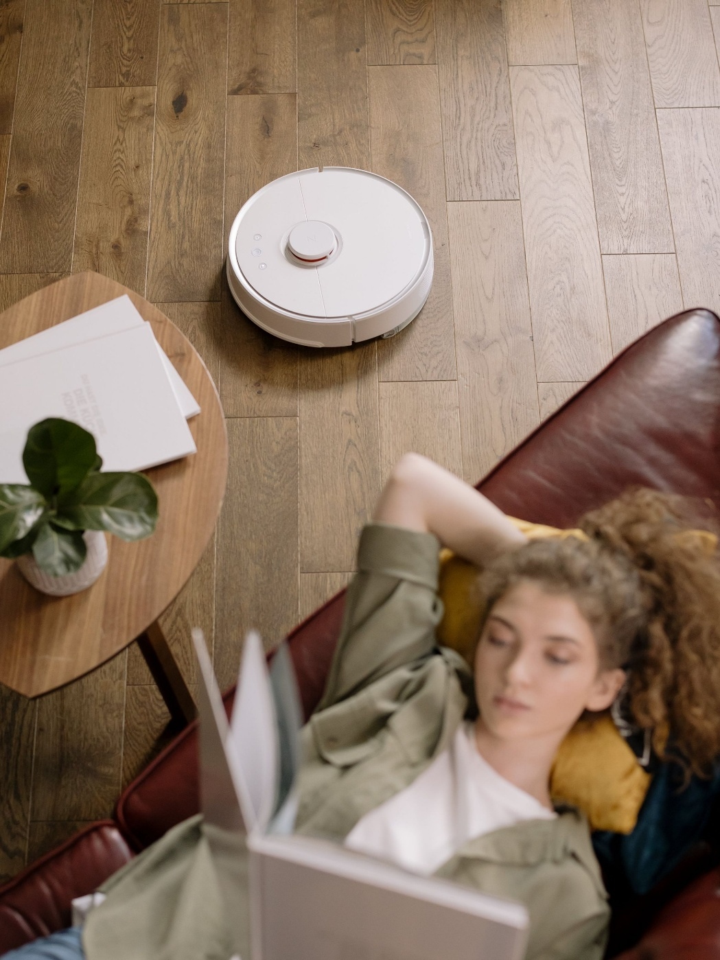 How to Keep Your Robot Vacuum from Going Down stairsHow to Keep Your Robot Vacuum from Going Down stairs-2.png
