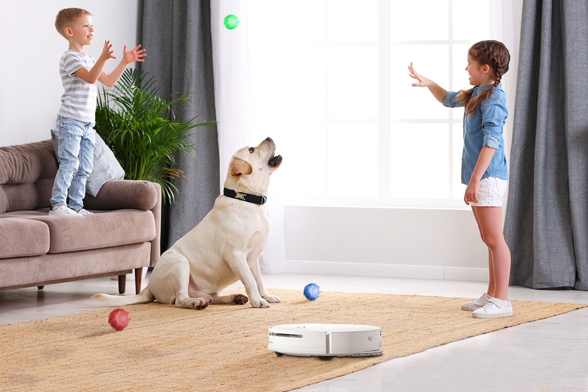 Pet Lovers' Guide to Robot Vacuums Taming the Pet Hair-6.png
